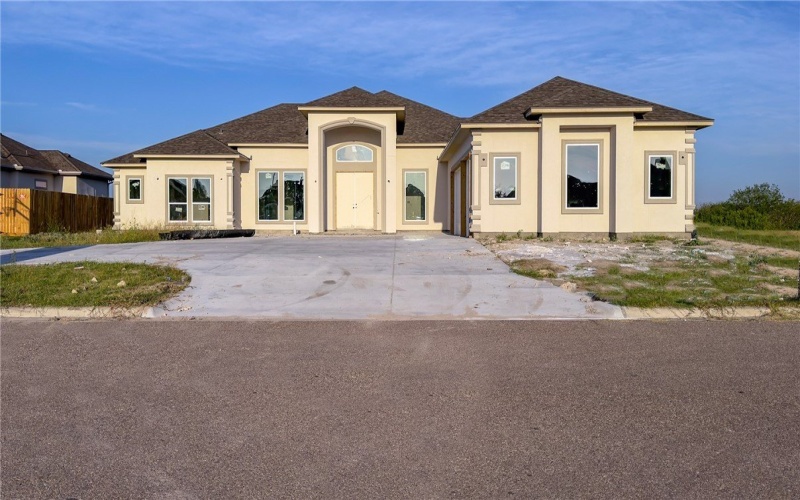 4033 Ranch Lake Drive, Corpus Christi, TX 78413, 4 Habitaciones Habitaciones , ,3 BañosBaños,Residential,En Venta,4033 Ranch Lake Drive,0,442016