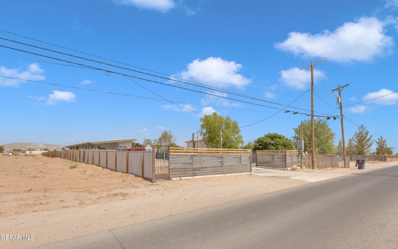 4878 Krag Street, El Paso, TX 79938, ,Residential Multi Family,En Venta,4878 Krag Street,924619