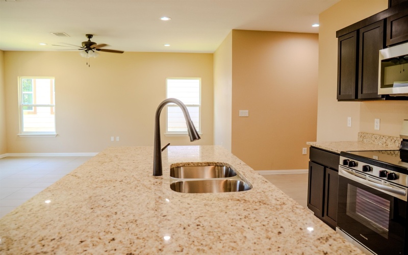 2230 McArthur Avenue, Kingsland, TX 78639, 3 Habitaciones Habitaciones , ,2 BañosBaños,Residential,En Venta,2230 McArthur Avenue,173867