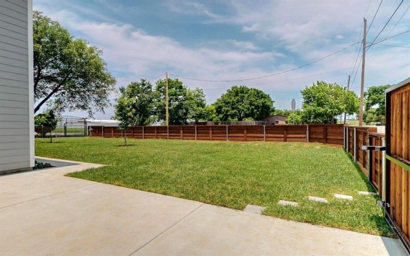10916 Cade Road, Dallas, TX 75217, 3 Bedrooms Bedrooms, ,2 BathroomsBathrooms,Residential,For Sale,10916 Cade Road,20967539