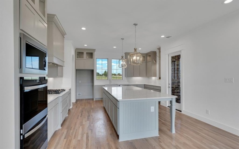 6031 Maplewood Boulevard, Midlothian, TX 76065, 4 Bedrooms Bedrooms, ,5 BathroomsBathrooms,Residential,For Sale,6031 Maplewood Boulevard,0,20969082