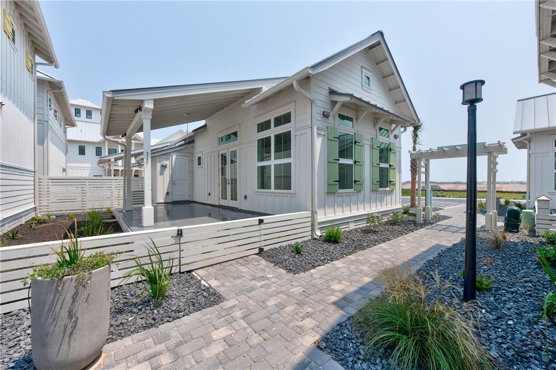 673 Center Square S unit: 11 #11, Port Aransas, TX 78373, 1 Bedroom Bedrooms, ,1 BathroomBathrooms,Residential,For Sale,673 Center Square S unit: 11,442667