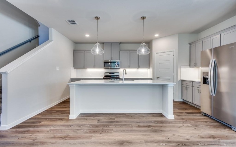 1904 Holland Drive, Van Alstyne, TX 75495, 4 Bedrooms Bedrooms, ,5 BathroomsBathrooms,Residential,For Sale,1904 Holland Drive,20970008