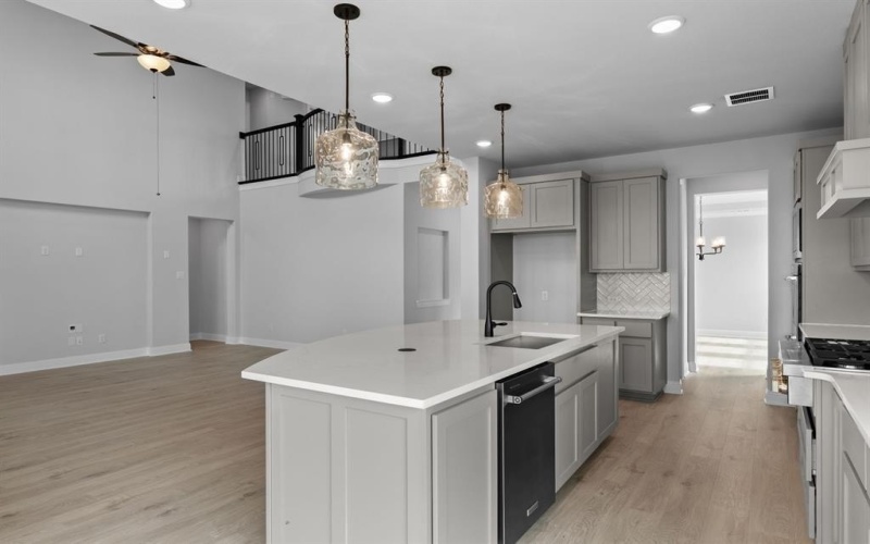 4101 Attwater, McKinney, TX 75070, 5 Habitaciones Habitaciones , ,5 BañosBaños,Residential,En Venta,4101 Attwater,0,20970032