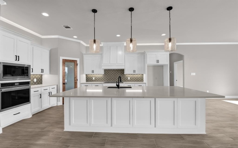 2000 Forest Bridge Drive, Azle, TX 76020, 4 Habitaciones Habitaciones , ,2 BañosBaños,Residential,En Venta,2000 Forest Bridge Drive,0,20970043