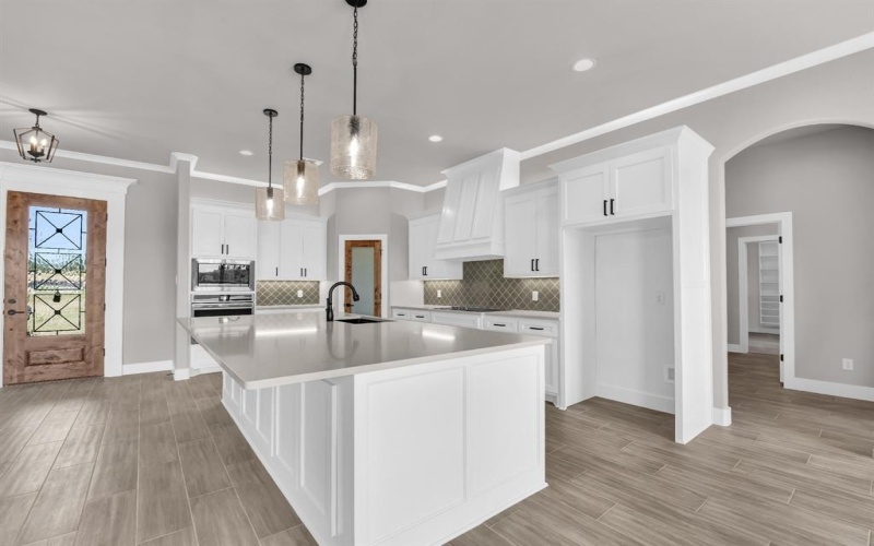 2000 Forest Bridge Drive, Azle, TX 76020, 4 Habitaciones Habitaciones , ,2 BañosBaños,Residential,En Venta,2000 Forest Bridge Drive,0,20970043