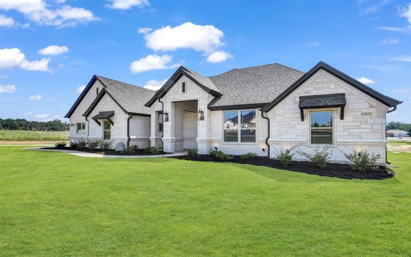 2000 Forest Bridge Drive, Azle, TX 76020, 4 Habitaciones Habitaciones , ,2 BañosBaños,Residential,En Venta,2000 Forest Bridge Drive,0,20970043