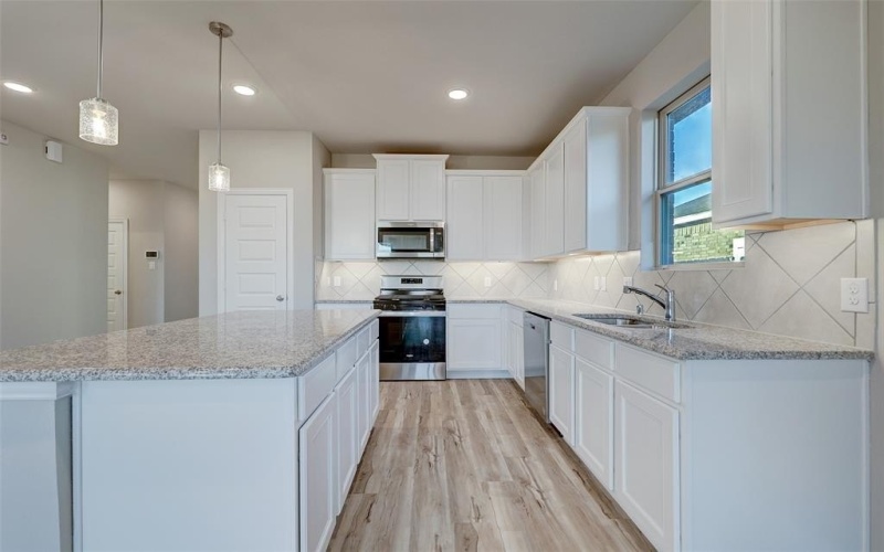 3104 Dixondale Drive, Fort Worth, TX 76108, 3 Bedrooms Bedrooms, ,2 BathroomsBathrooms,Residential,For Sale,3104 Dixondale Drive,20970096