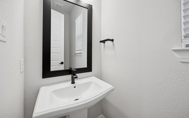 9109 Saddlecreek Drive, Dallas, TX 75243, 3 Bedrooms Bedrooms, ,2 BathroomsBathrooms,Residential,For Sale,9109 Saddlecreek Drive,0,20970123