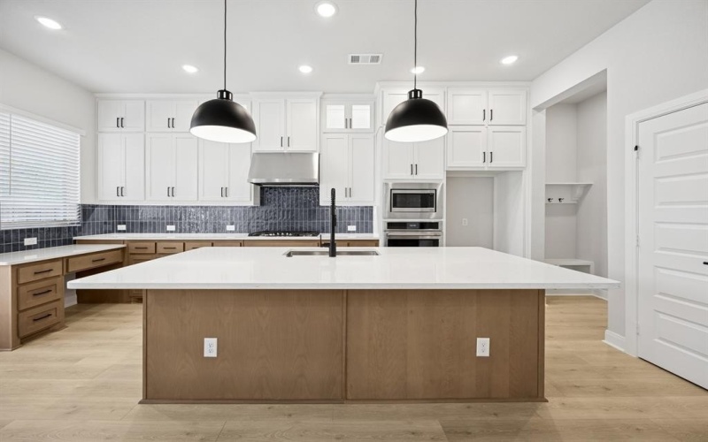 9109 Saddlecreek Drive, Dallas, TX 75243, 3 Bedrooms Bedrooms, ,2 BathroomsBathrooms,Residential,For Sale,9109 Saddlecreek Drive,0,20970123