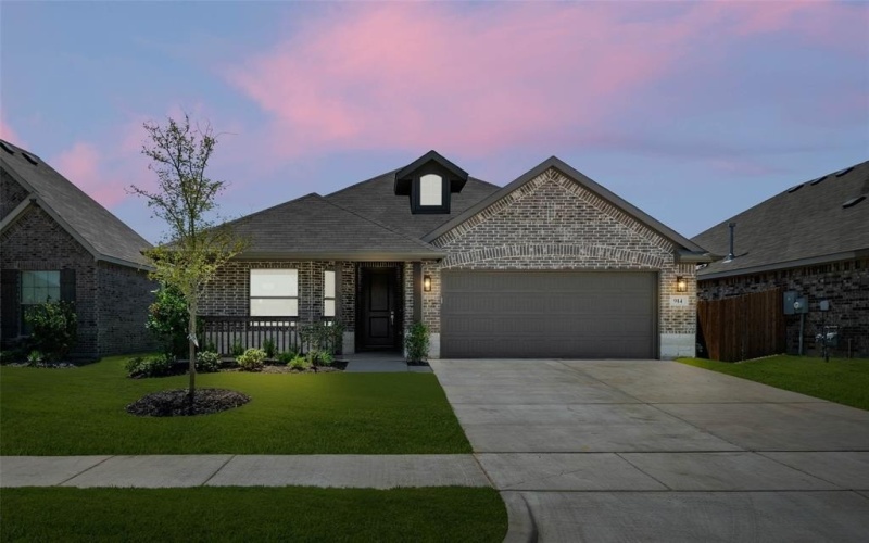 914 Madeline Lane, Cleburne, TX 76033, 3 Bedrooms Bedrooms, ,2 BathroomsBathrooms,Residential,For Sale,914 Madeline Lane,0,20970146