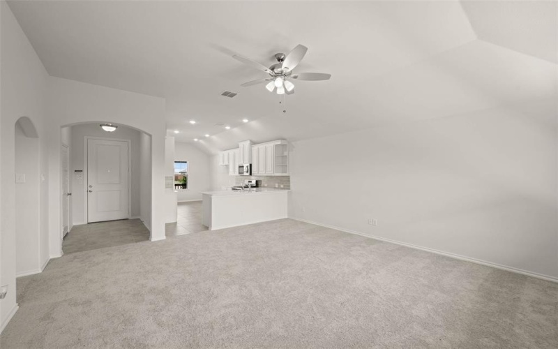 914 Madeline Lane, Cleburne, TX 76033, 3 Bedrooms Bedrooms, ,2 BathroomsBathrooms,Residential,For Sale,914 Madeline Lane,0,20970146