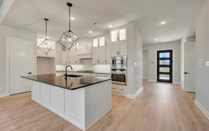 2245 Village Trail, Lakewood Village, TX 75068, 4 Habitaciones Habitaciones , ,3 BañosBaños,Residential,En Venta,2245 Village Trail,0,20970155