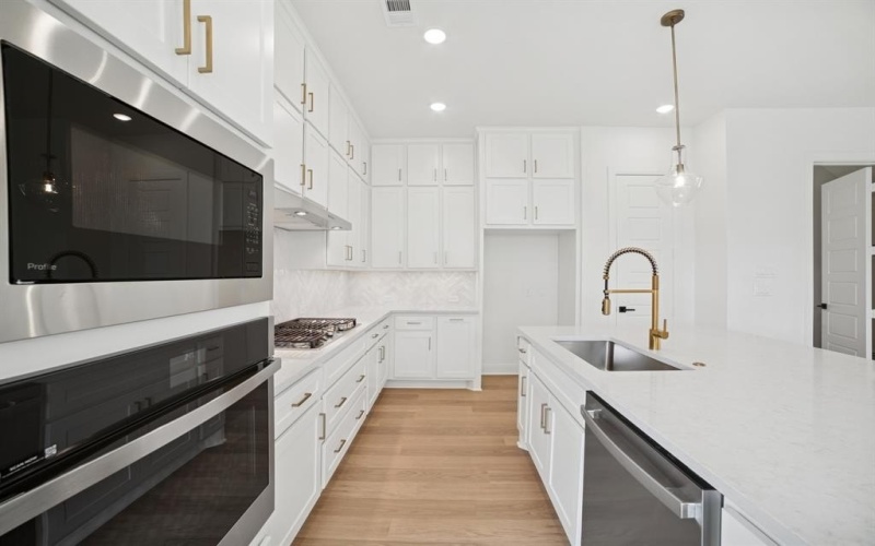 2020 Tolleson Drive, Fort Worth, TX 76008, 3 Habitaciones Habitaciones , ,2 BañosBaños,Residential,En Venta,2020 Tolleson Drive,0,20970167