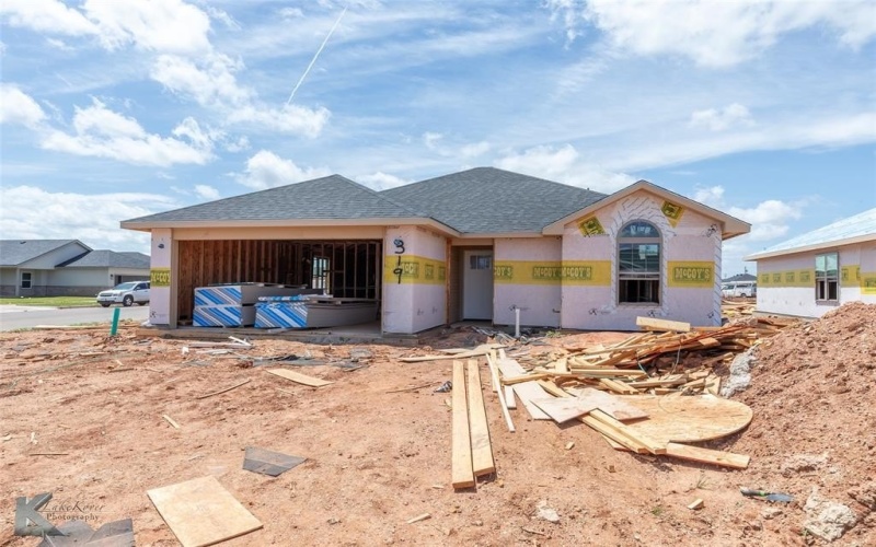 313 Showdown Road, Abilene, TX 79602, 3 Bedrooms Bedrooms, ,2 BathroomsBathrooms,Residential,For Sale,313 Showdown Road,20970232