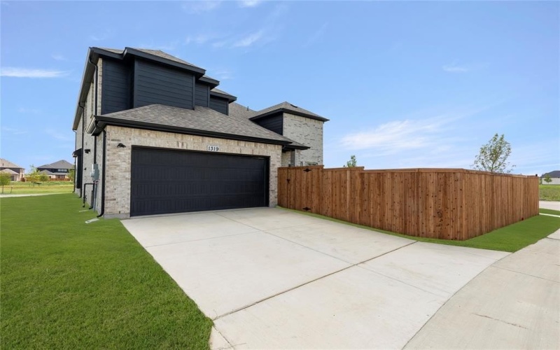 1319 Gramercy Drive, Frisco, TX 75036, 6 Bedrooms Bedrooms, ,6 BathroomsBathrooms,Residential,For Sale,1319 Gramercy Drive,20970263