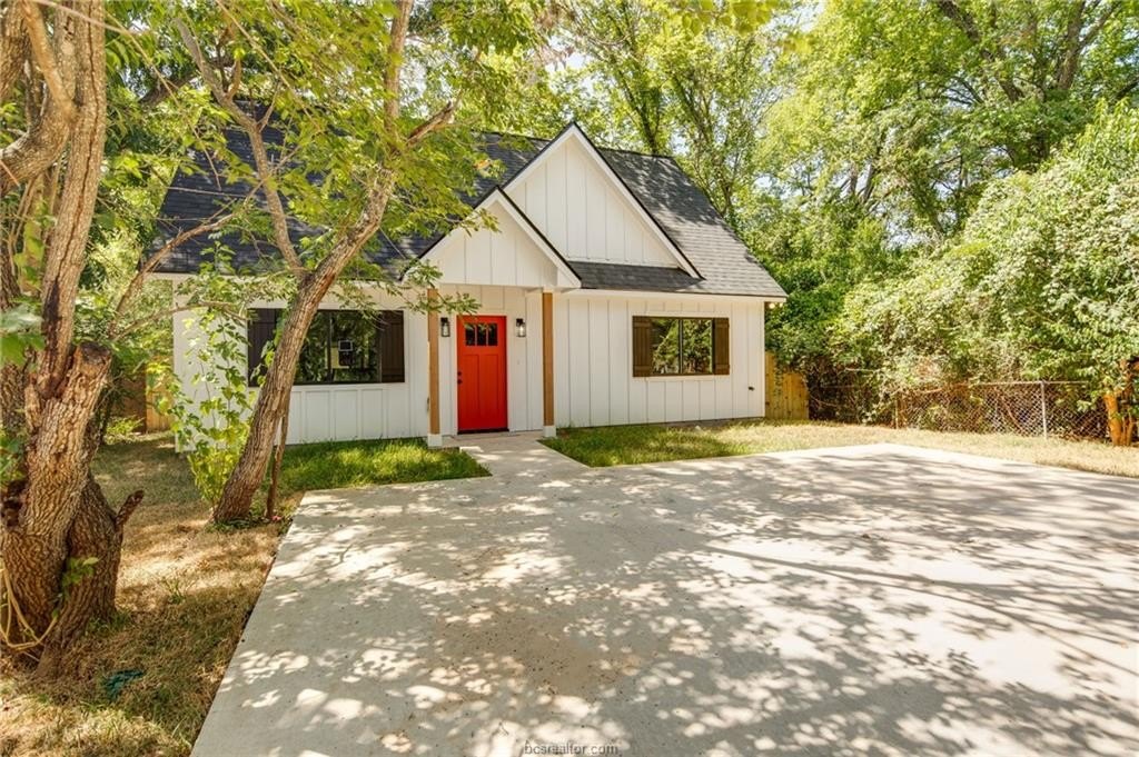 1112 Justine, Bryan, TX 77803, 3 Bedrooms Bedrooms, ,2 BathroomsBathrooms,Residential,For Sale,1112 Justine,25006536