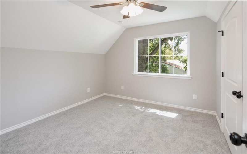 1112 Justine, Bryan, TX 77803, 3 Habitaciones Habitaciones , ,2 BañosBaños,Residential,En Venta,1112 Justine,25006536