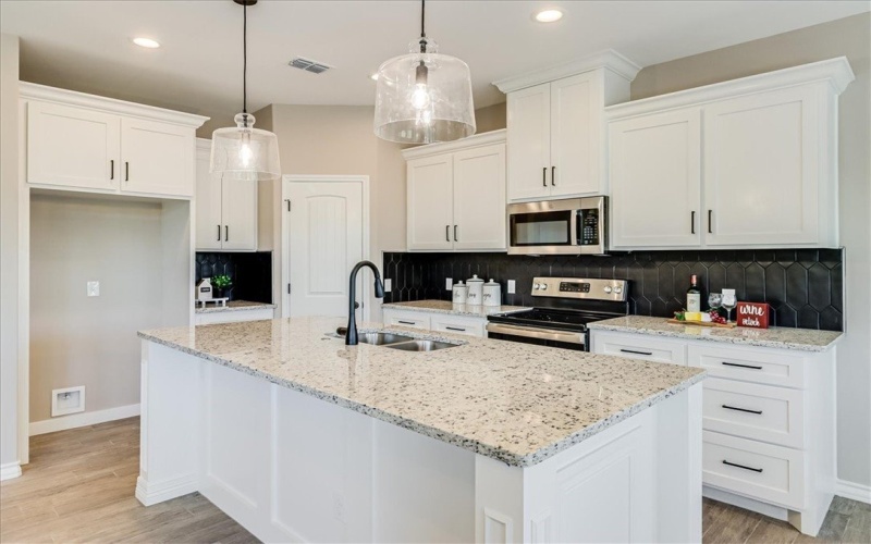 253 FM 2044, Alice, TX 78332, 4 Bedrooms Bedrooms, ,3 BathroomsBathrooms,Residential,For Sale,253 FM 2044,460632