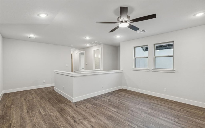 8221 Emsworth Drive, Dallas, TX 75231, 3 Habitaciones Habitaciones , ,2 BañosBaños,Residential,En Venta,8221 Emsworth Drive,20970529