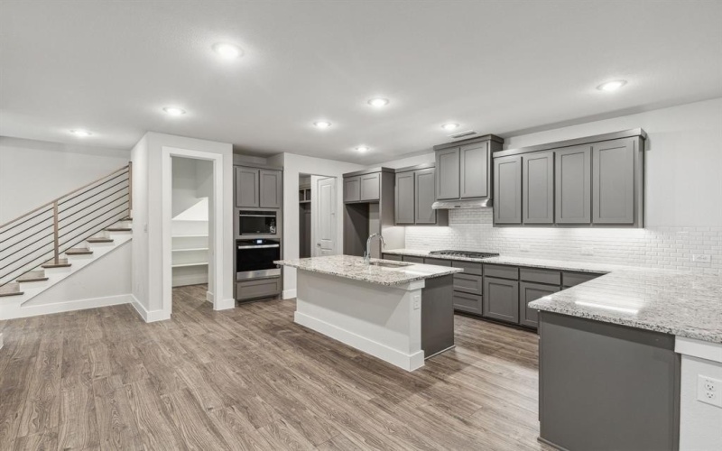 8221 Emsworth Drive, Dallas, TX 75231, 3 Habitaciones Habitaciones , ,2 BañosBaños,Residential,En Venta,8221 Emsworth Drive,20970529