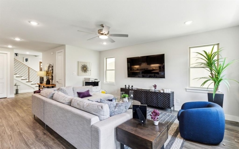 8221 Emsworth Drive, Dallas, TX 75231, 3 Habitaciones Habitaciones , ,2 BañosBaños,Residential,En Venta,8221 Emsworth Drive,20970529