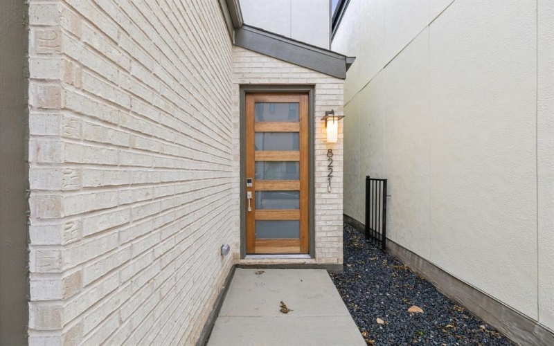8221 Emsworth Drive, Dallas, TX 75231, 3 Habitaciones Habitaciones , ,2 BañosBaños,Residential,En Venta,8221 Emsworth Drive,20970529
