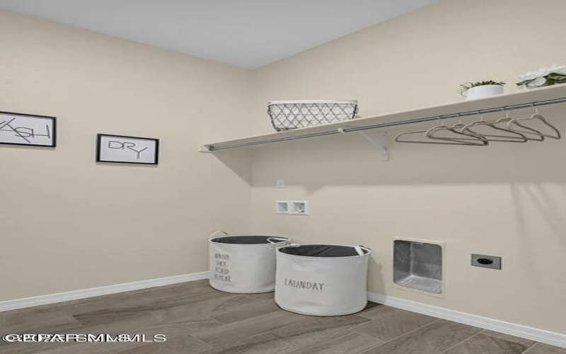 420 Jaime Alvarado Court, Clint, TX 79836, 5 Habitaciones Habitaciones , ,2 BañosBaños,Residential,En Venta,420 Jaime Alvarado Court,0,924647