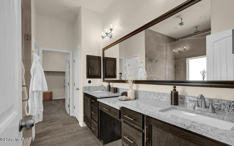 424 Valley Quail Court, Clint, TX 79836, 5 Habitaciones Habitaciones , ,2 BañosBaños,Residential,En Venta,424 Valley Quail Court,0,924649
