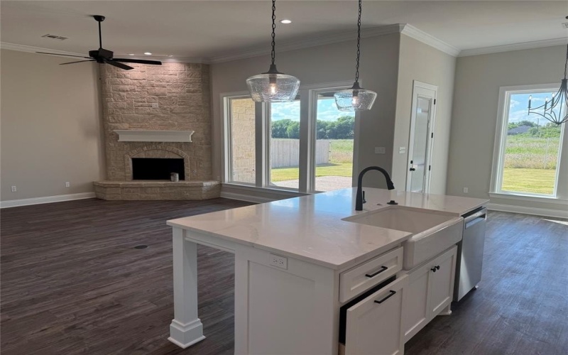 10109 Castleberry Lane, Waco, TX 76712, 4 Bedrooms Bedrooms, ,3 BathroomsBathrooms,Residential,For Sale,10109 Castleberry Lane,20963681
