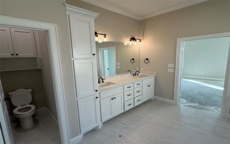 10109 Castleberry Lane, Waco, TX 76712, 4 Bedrooms Bedrooms, ,3 BathroomsBathrooms,Residential,For Sale,10109 Castleberry Lane,20963681