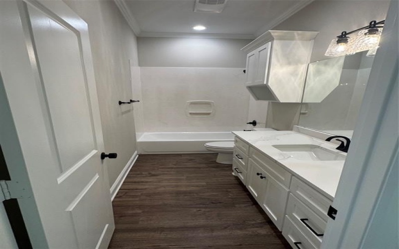 10109 Castleberry Lane, Waco, TX 76712, 4 Bedrooms Bedrooms, ,3 BathroomsBathrooms,Residential,For Sale,10109 Castleberry Lane,20963681