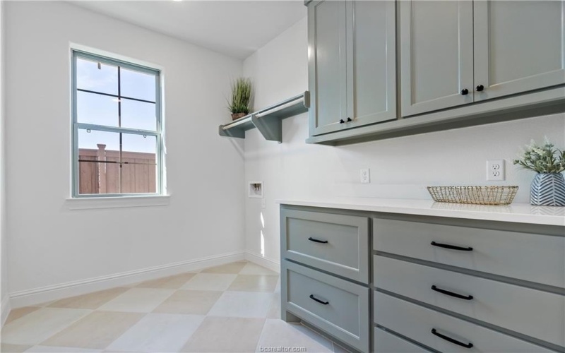 2160 Madden, College Station, TX 77845, 4 Habitaciones Habitaciones , ,3 BañosBaños,Residential,En Venta,2160 Madden,25005909