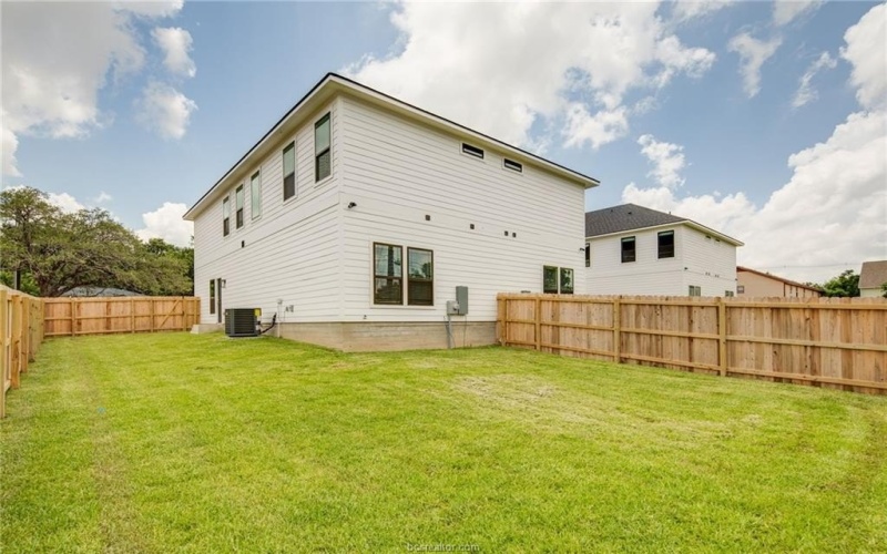 403 Nimitz Street, College Station, TX 77840, ,Residential Multi Family,For Sale,403 Nimitz Street,25006939