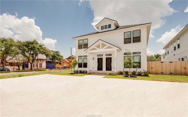 412 Macarthur Street, College Station, TX 77840, ,Residential Multi Family,For Sale,412 Macarthur Street,25006942