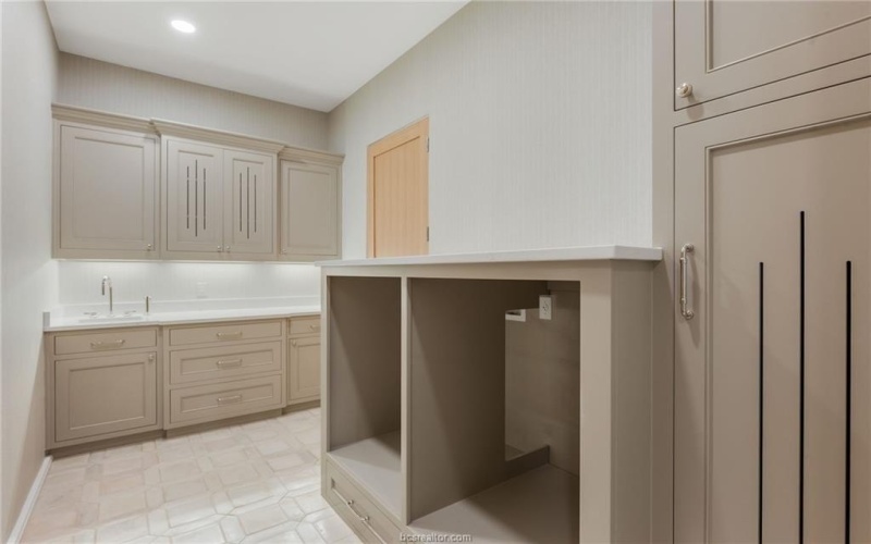 4748 Concordia Drive, Bryan, TX 77802, 3 Bedrooms Bedrooms, ,5 BathroomsBathrooms,Residential,For Sale,4748 Concordia Drive,0,25006981