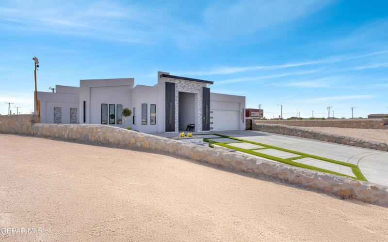 13014 BUCKLEBURY, El Paso, TX 79928, 4 Bedrooms Bedrooms, ,2 BathroomsBathrooms,Residential,For Sale,13014 BUCKLEBURY,924684