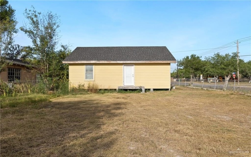 949 S Texas Avenue, Mercedes, TX 78570, 2 Bedrooms Bedrooms, ,1 BathroomBathrooms,Residential,For Sale,949 S Texas Avenue,473596