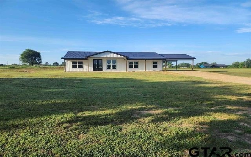 235 County Road 3105, Pittsburg, TX 75686, 3 Habitaciones Habitaciones , ,2 BañosBaños,Residential,En Venta,235 County Road 3105,25009150