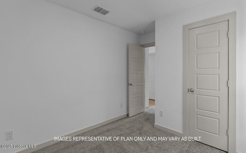 7445 9th Street, Lubbock, TX 79416, 4 Habitaciones Habitaciones , ,2 BañosBaños,Residential,En Venta,7445 9th Street,202556382