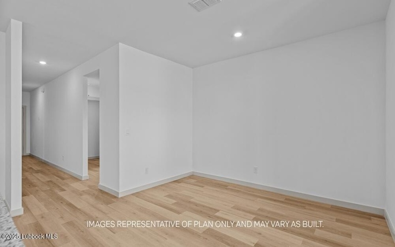 7429 9th Street, Lubbock, TX 79416, 4 Bedrooms Bedrooms, ,2 BathroomsBathrooms,Residential,For Sale,7429 9th Street,202556384
