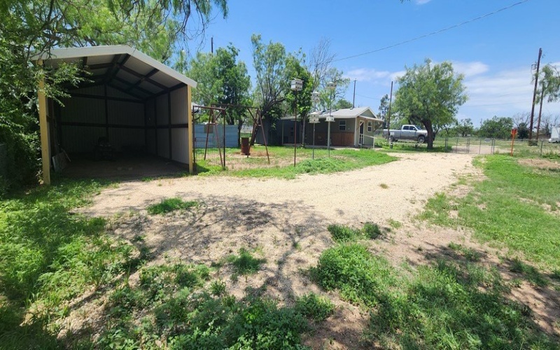506 N Parkview Dr, Mertzon, TX 76941, 1 Bedroom Bedrooms, ,1 BathroomBathrooms,Residential,For Sale,506 N Parkview Dr,127895