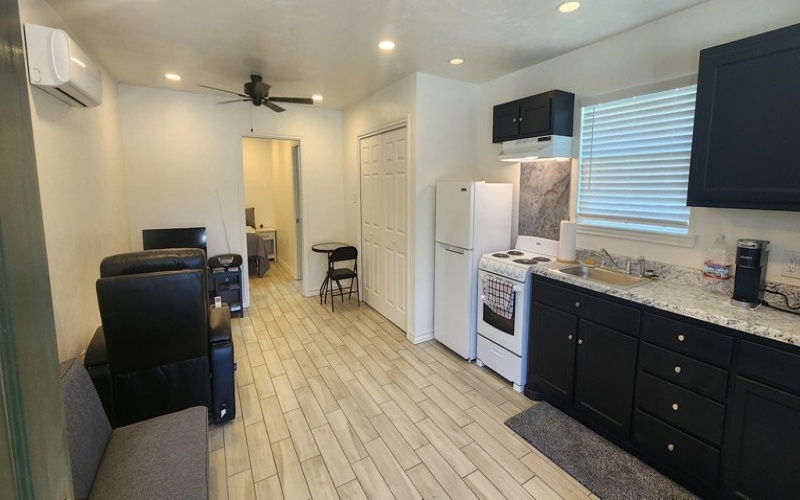 506 N Parkview Dr, Mertzon, TX 76941, 1 Bedroom Bedrooms, ,1 BathroomBathrooms,Residential,For Sale,506 N Parkview Dr,127895