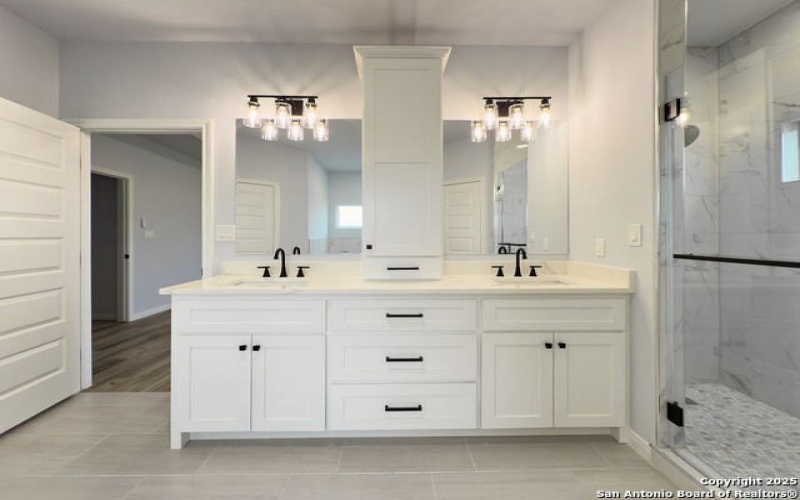 105 Merion Ln, La Vernia, TX 78121, 3 Habitaciones Habitaciones , ,2 BañosBaños,Residential,En Venta,105 Merion Ln,1876141