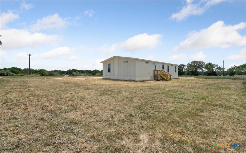 1287 County Road 402, Flatonia, TX 78941, 4 Bedrooms Bedrooms, ,2 BathroomsBathrooms,Residential,For Sale,1287 County Road 402,583544
