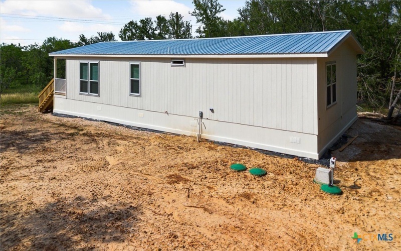 855 Roosevelt Road, Luling, TX 78648, 4 Habitaciones Habitaciones , ,2 BañosBaños,Residential,En Venta,855 Roosevelt Road,583554