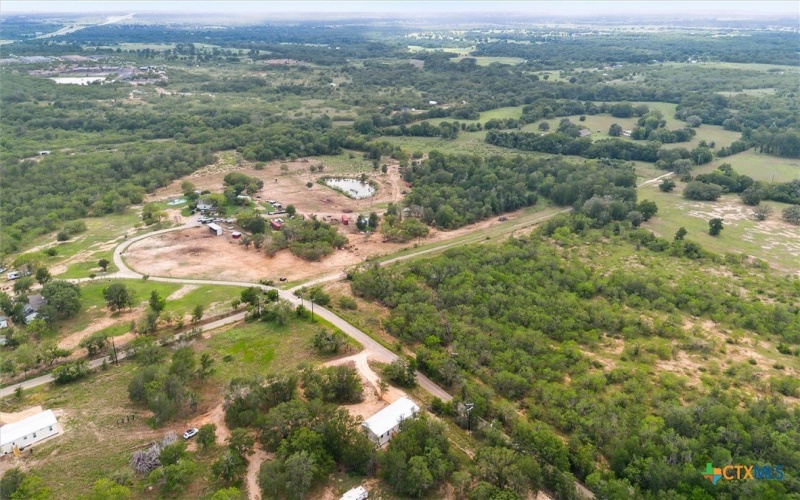 855 Roosevelt Road, Luling, TX 78648, 4 Habitaciones Habitaciones , ,2 BañosBaños,Residential,En Venta,855 Roosevelt Road,583554