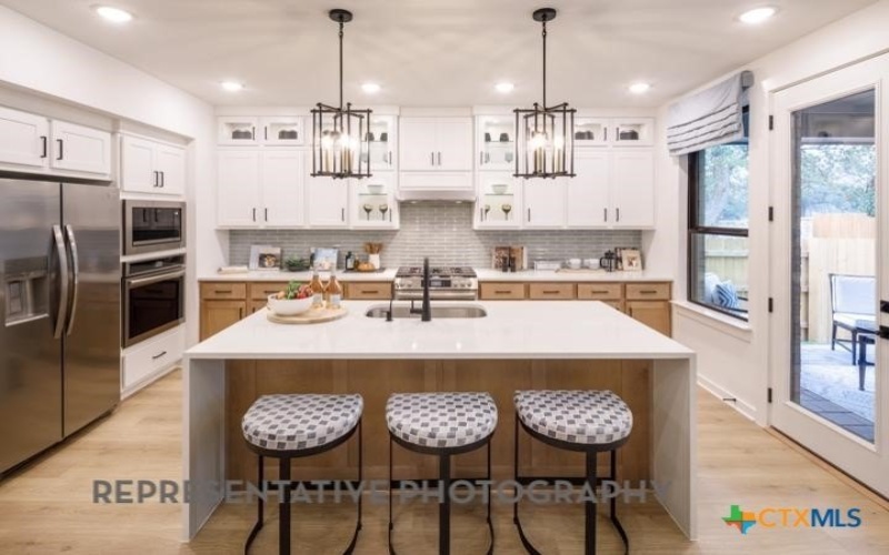 8605 Peafowl Street, Austin, TX 78744, 4 Bedrooms Bedrooms, ,3 BathroomsBathrooms,Residential,For Sale,8605 Peafowl Street,0,583580