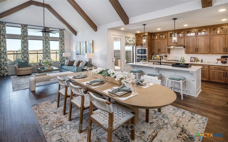 8704 Aracari Cove, Austin, TX 78744, 4 Bedrooms Bedrooms, ,3 BathroomsBathrooms,Residential,For Sale,8704 Aracari Cove,0,583596