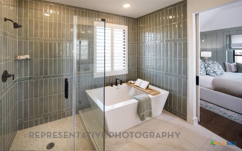 8704 Aracari Cove, Austin, TX 78744, 4 Bedrooms Bedrooms, ,3 BathroomsBathrooms,Residential,For Sale,8704 Aracari Cove,0,583596